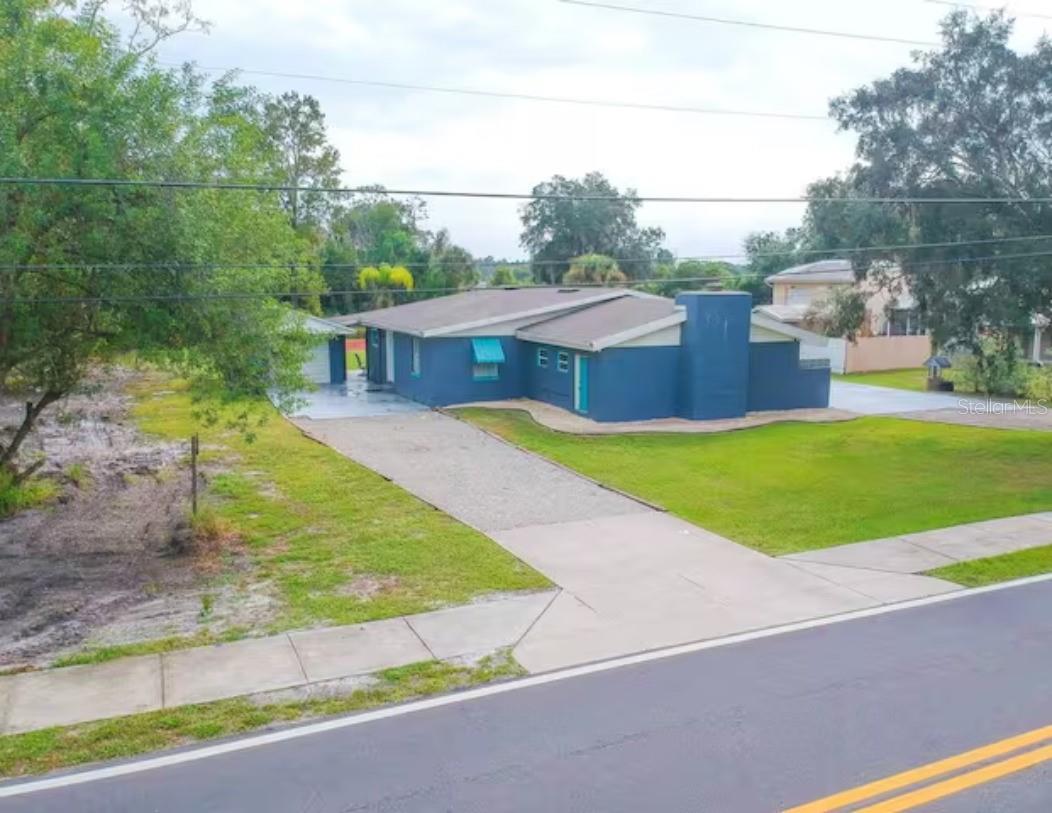 1731 Grayson Drive — photo