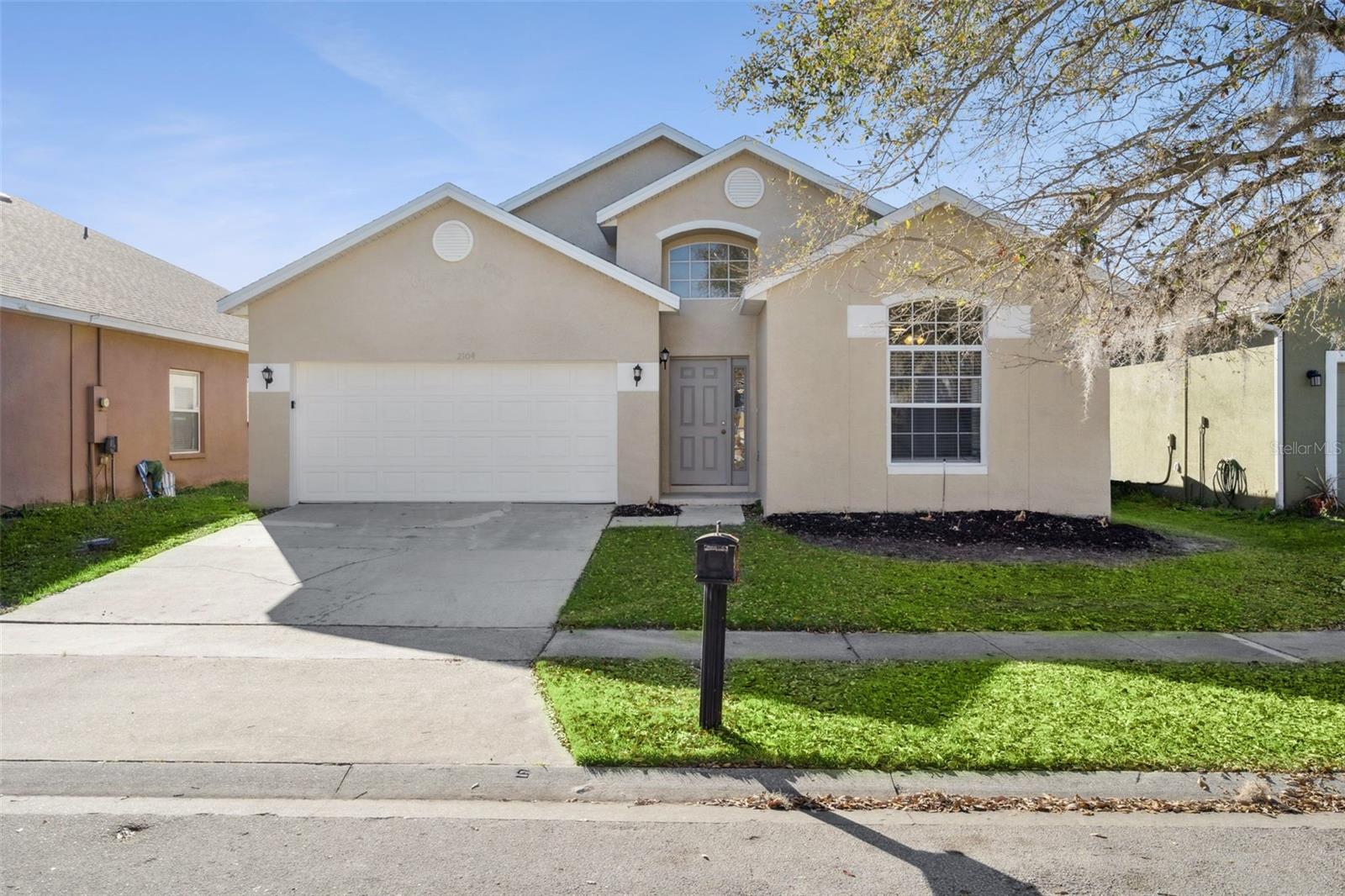 2104 Justice Lane — photo