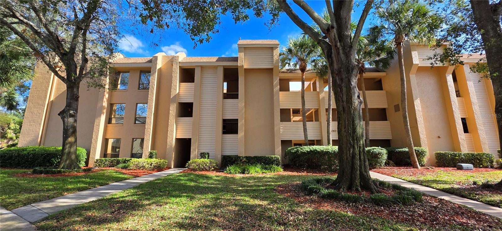 630 Cranes Way 203 — photo