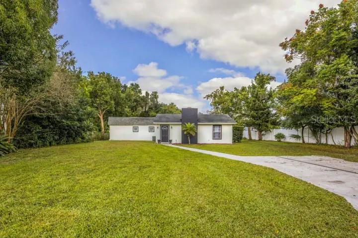 2301 Carlton Drive — photo