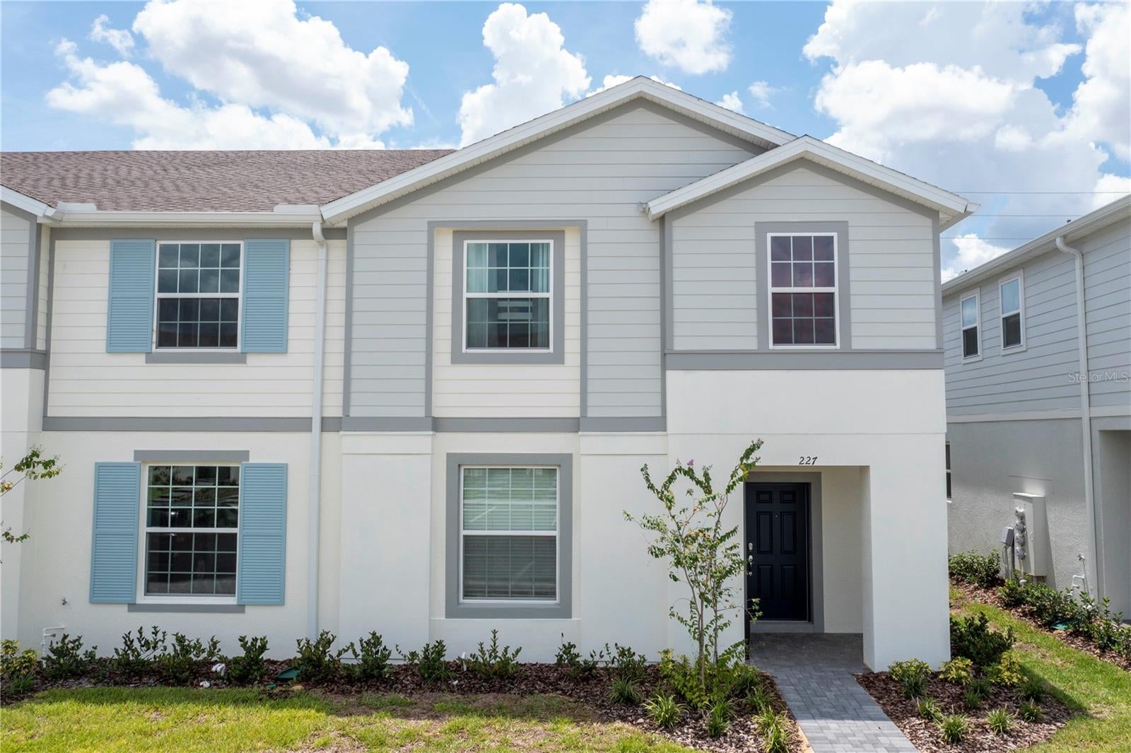 227 Jetty Way — photo