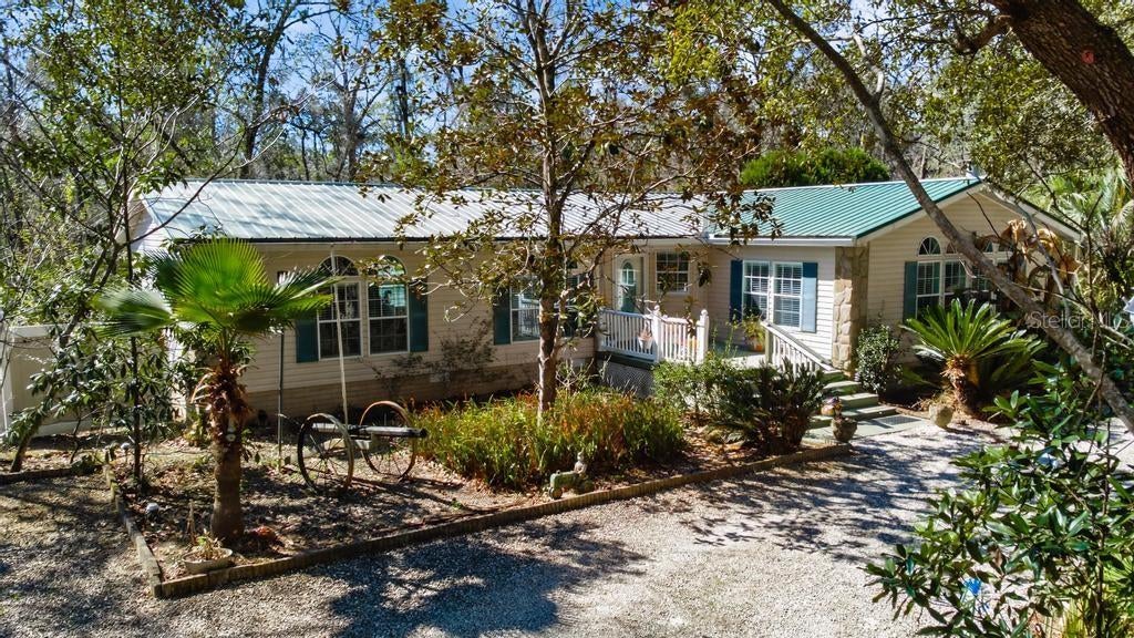 8321 Hardwood Landing Road — photo