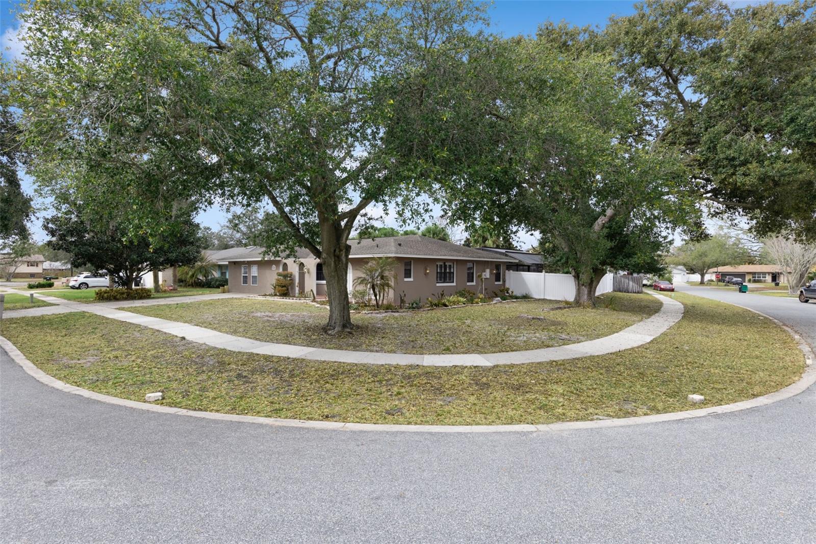 6246 Silver Glen Court — photo