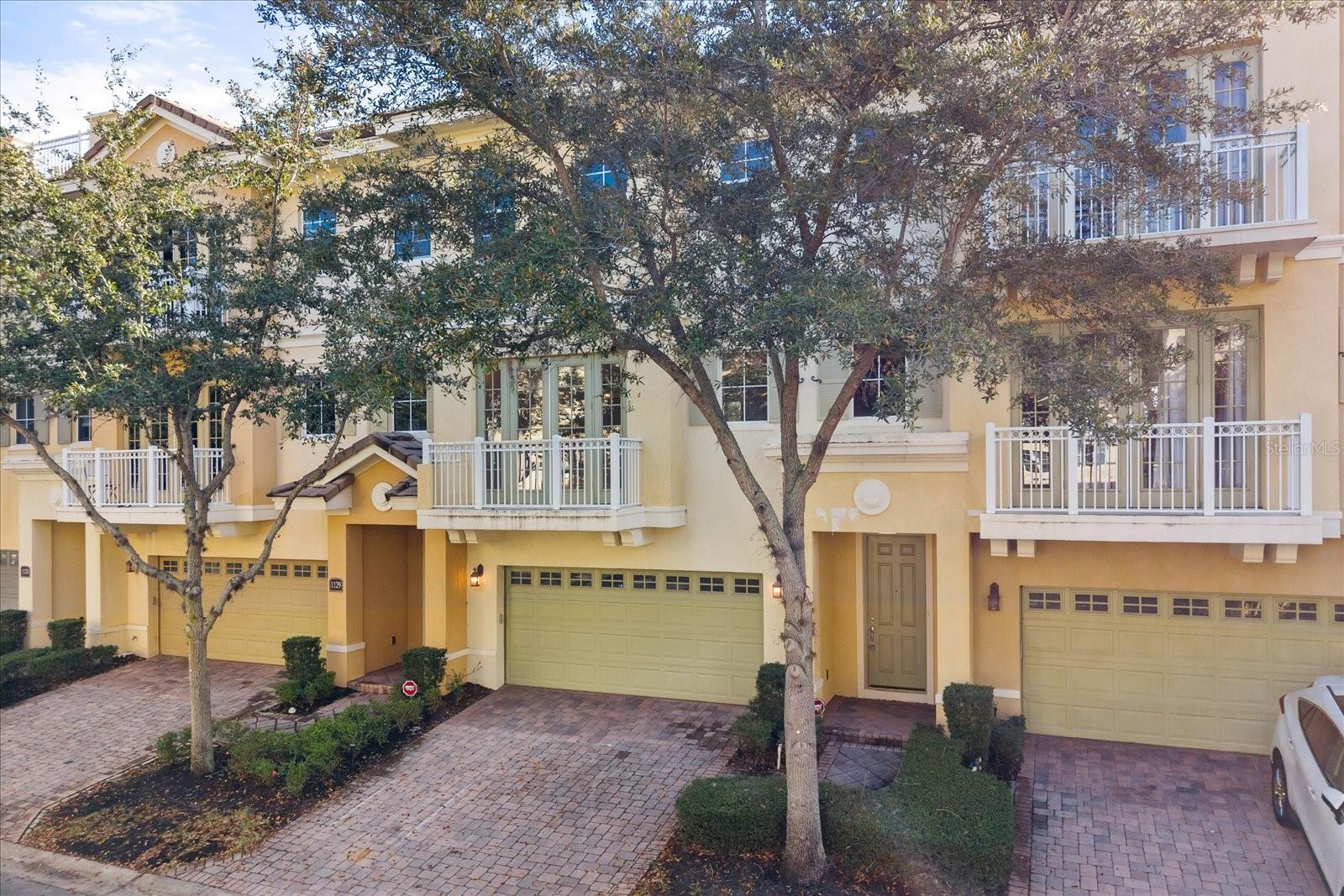1125 Bolton Place — photo