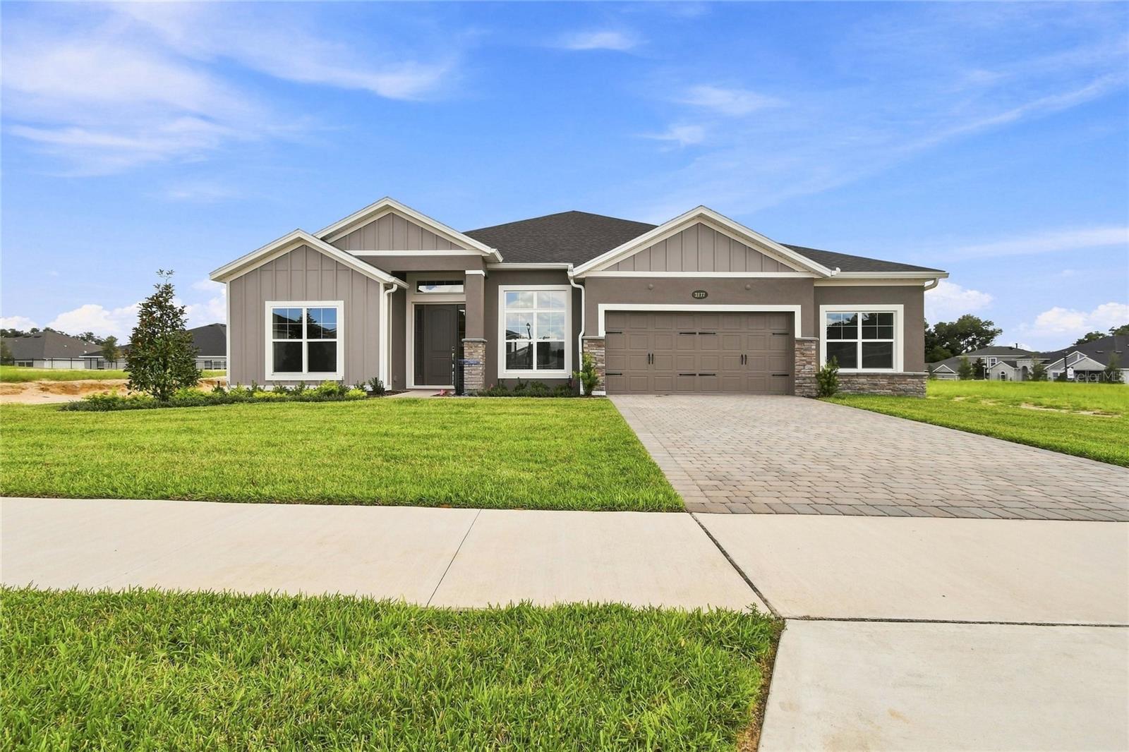 3177 Wolf Lake Avenue — photo