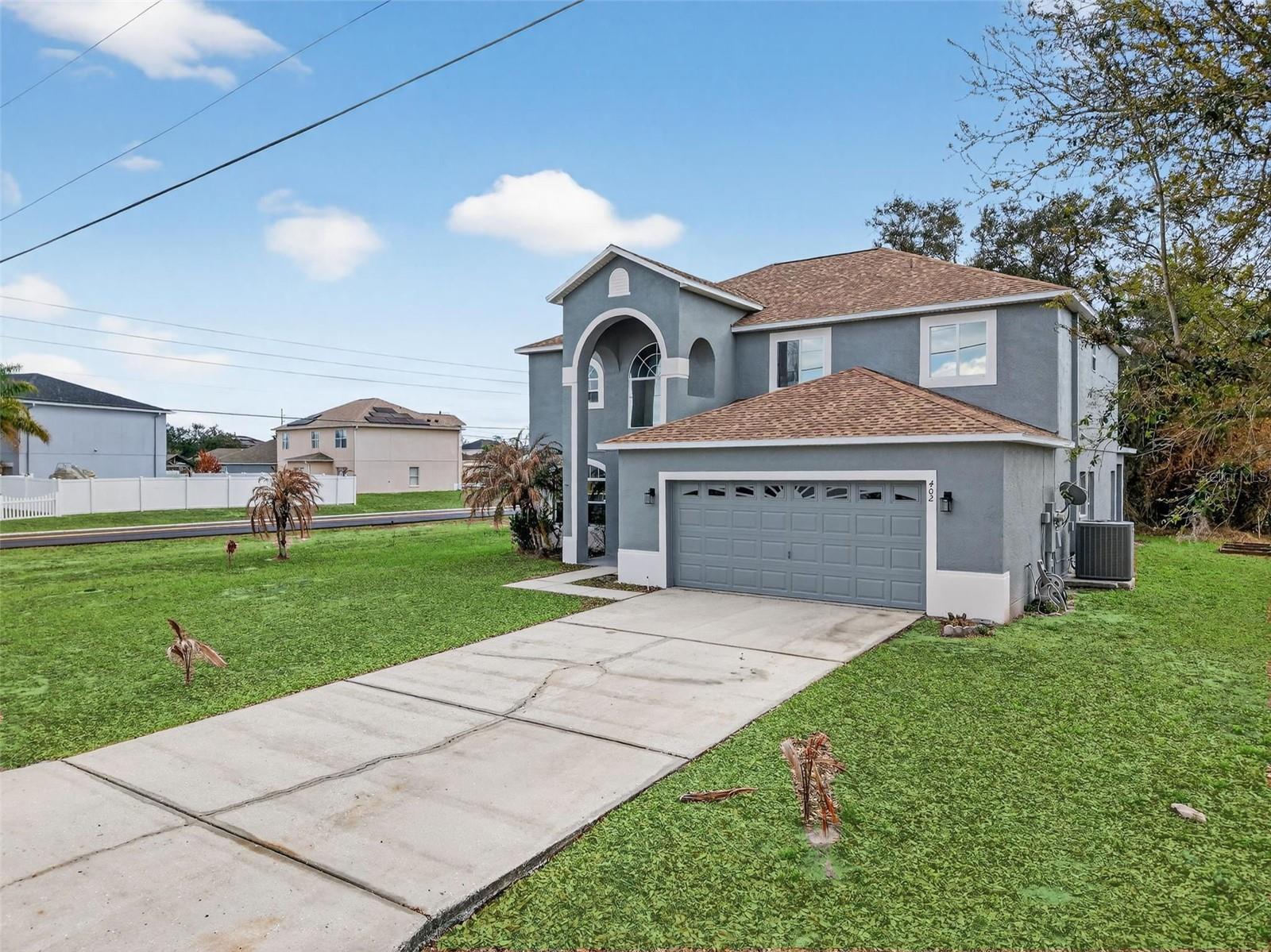 402 Big Sioux Court — photo