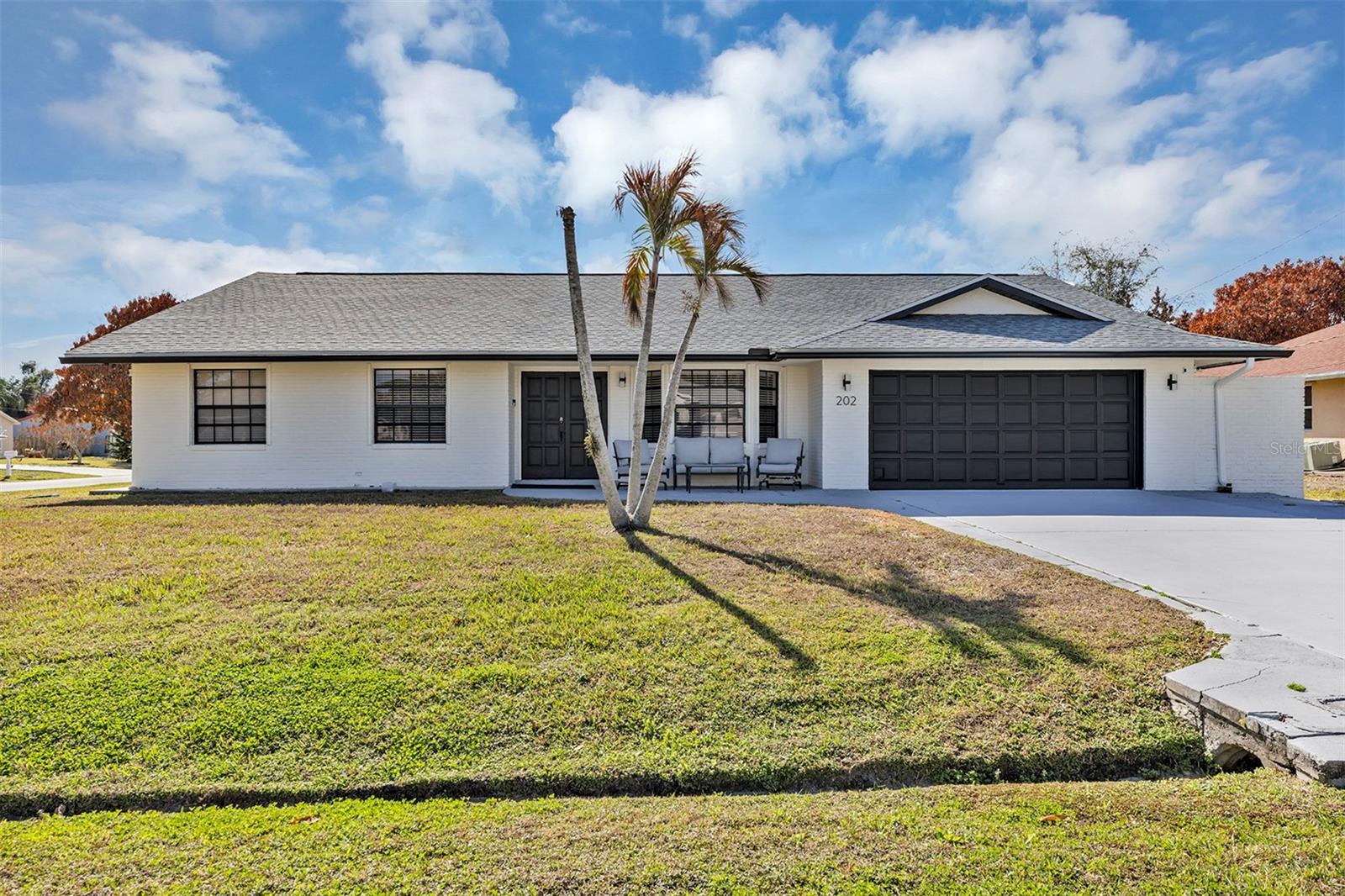 202 SW Holden Terrace — photo
