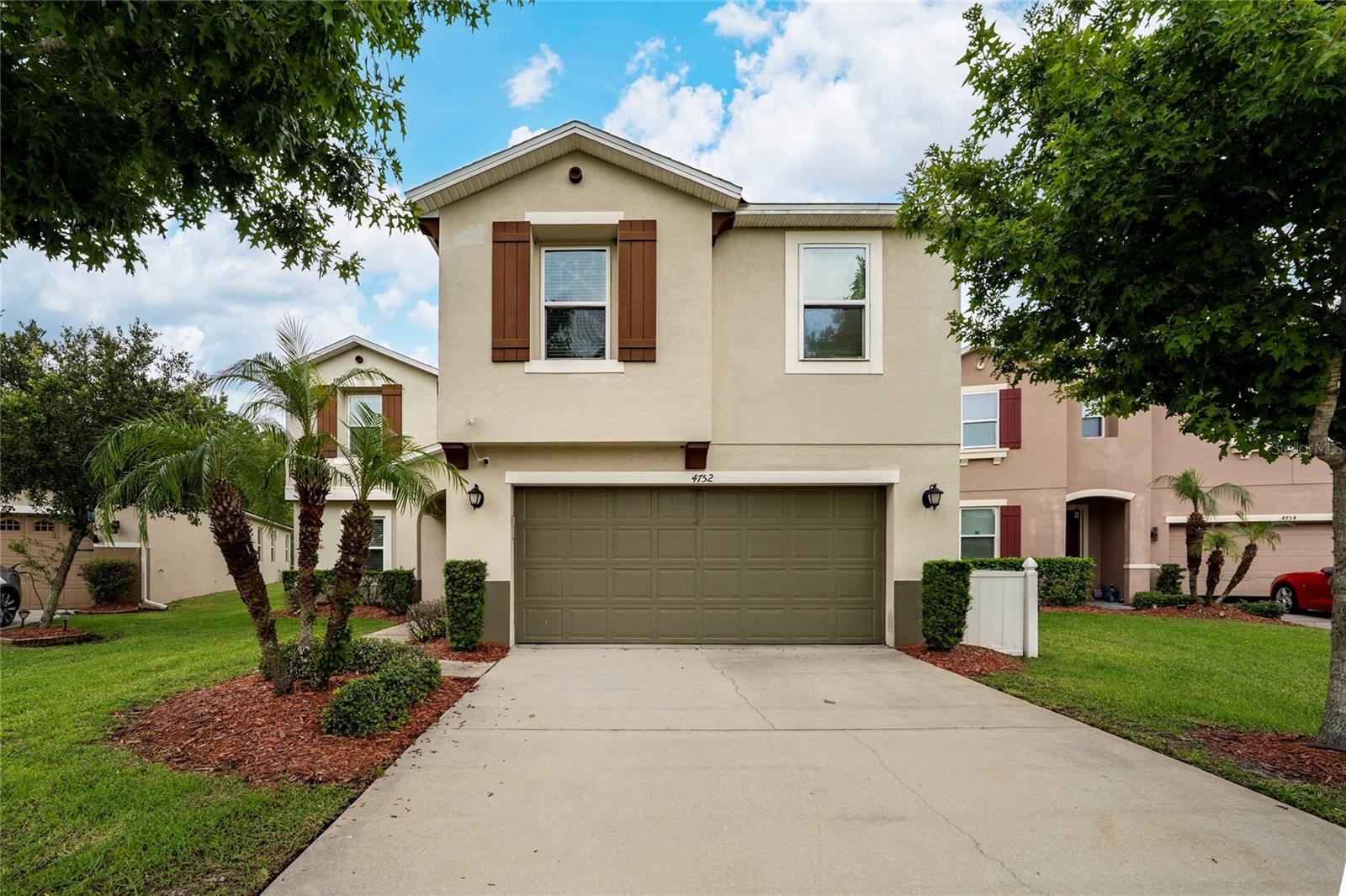 4752 Blue Diamond Street — photo