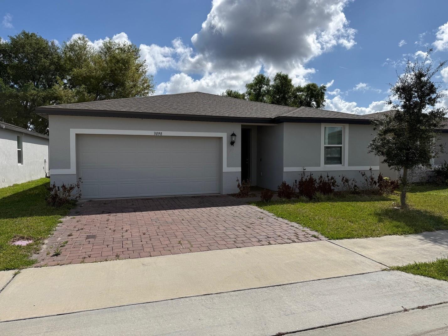 3098 Laurel Oak Lane — photo