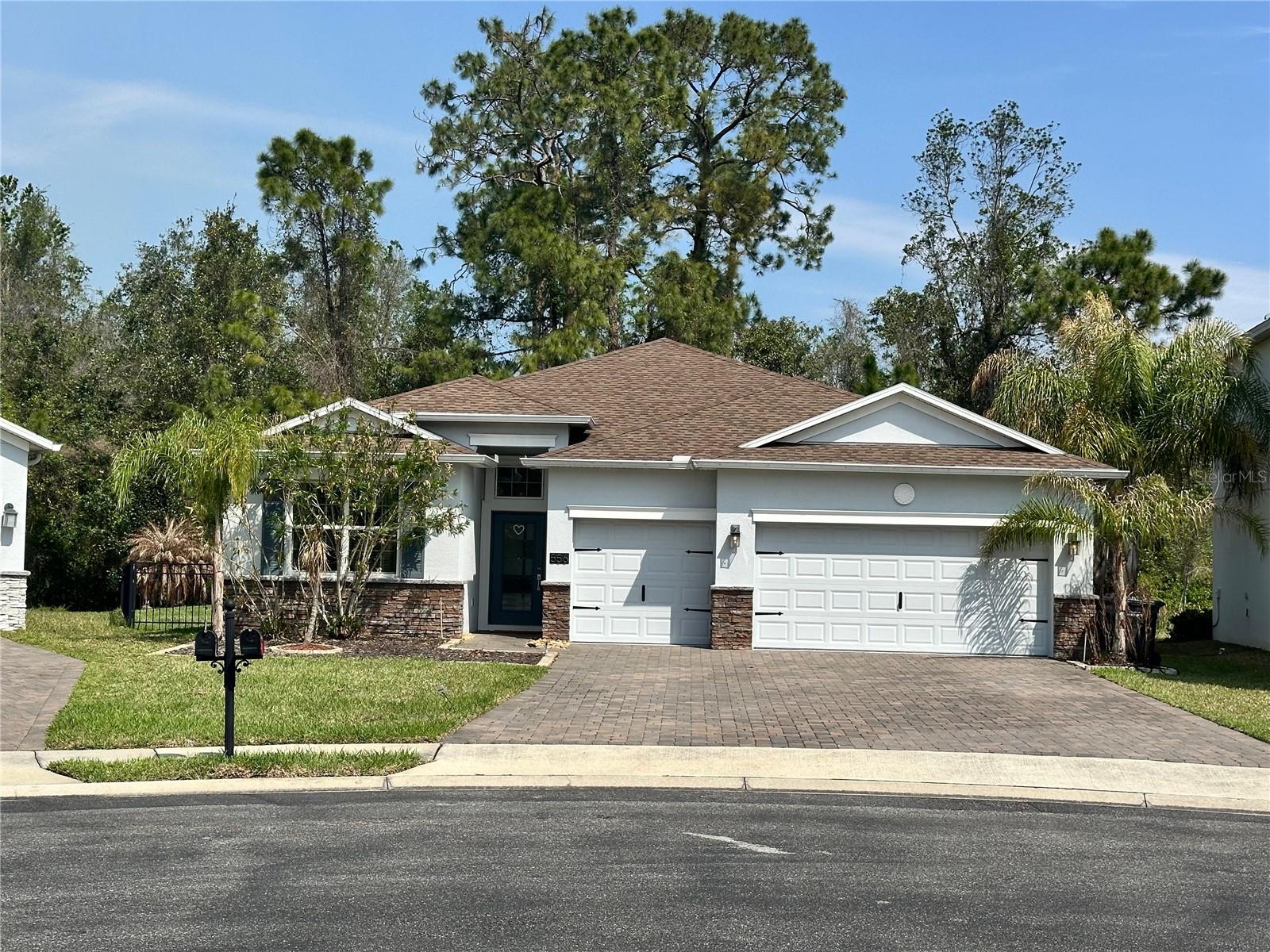 556 Brunswick Drive — photo
