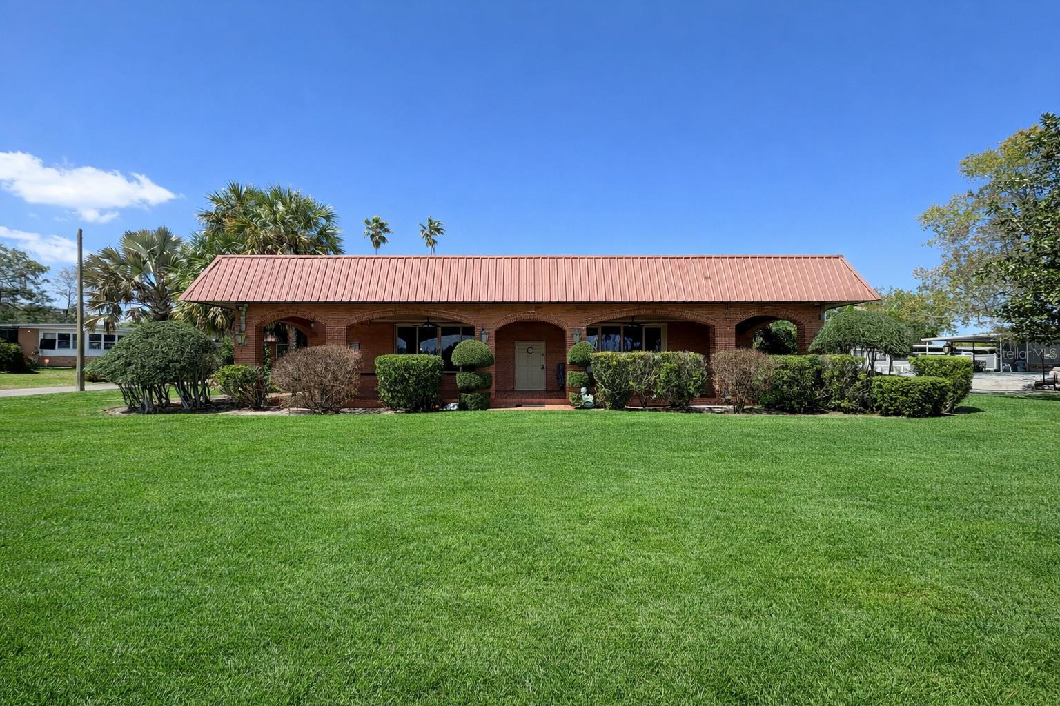 6 Palm Way — photo