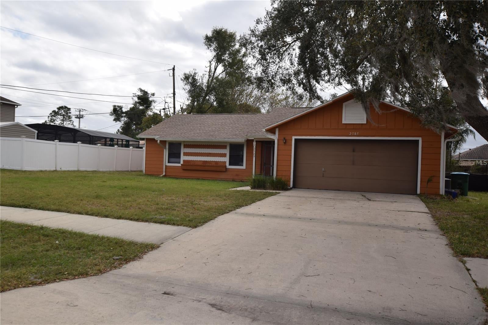 2585 Derby Drive — photo