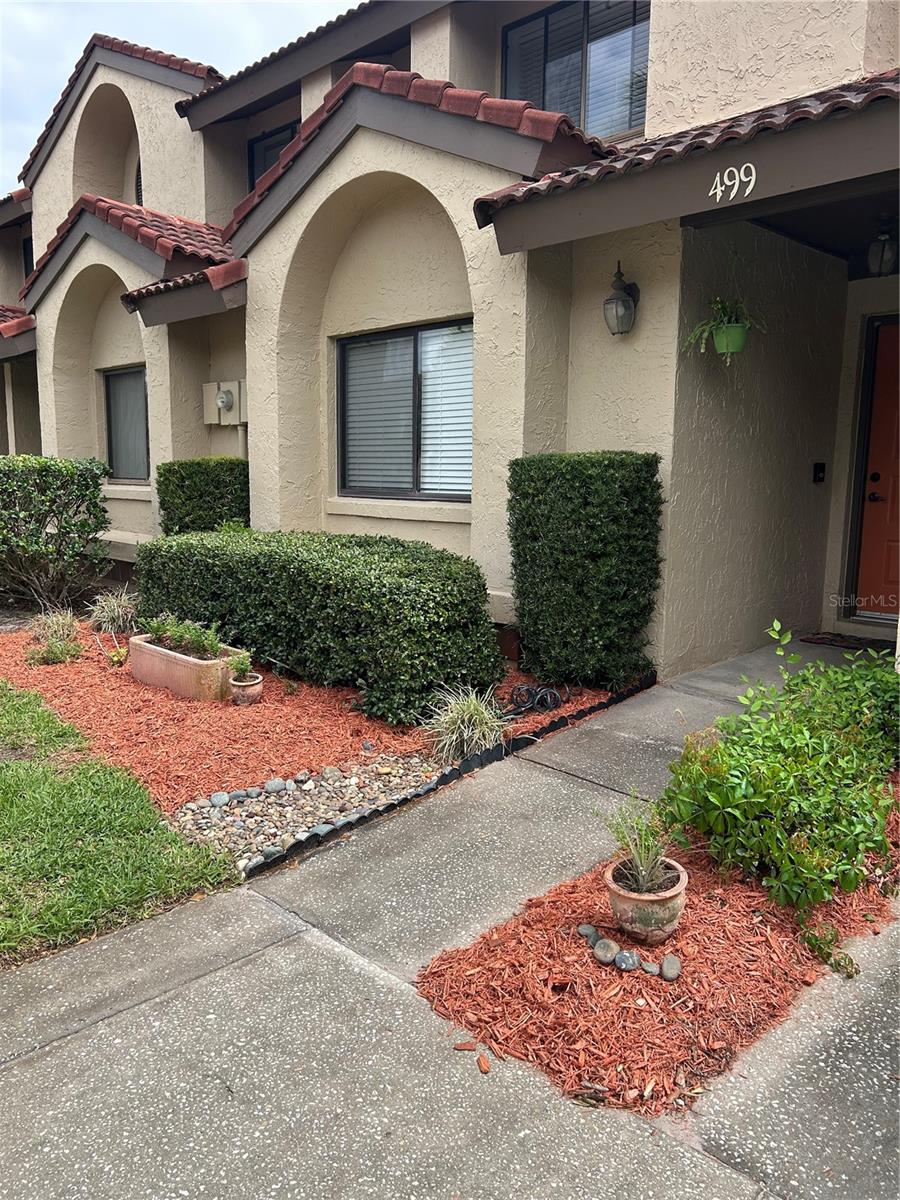 499 Club Drive — photo