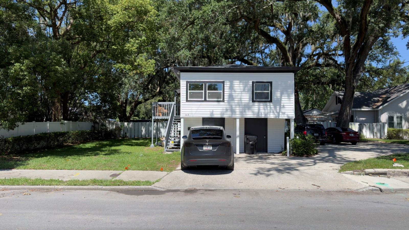 1922 Hillcrest Street — photo