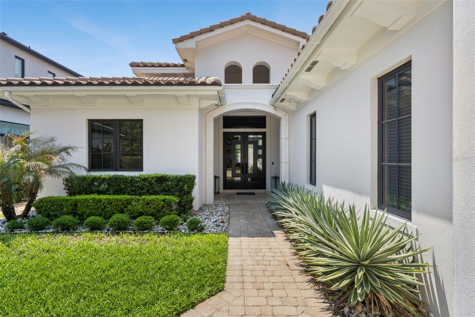 10228 Kensington Shore Drive — photo