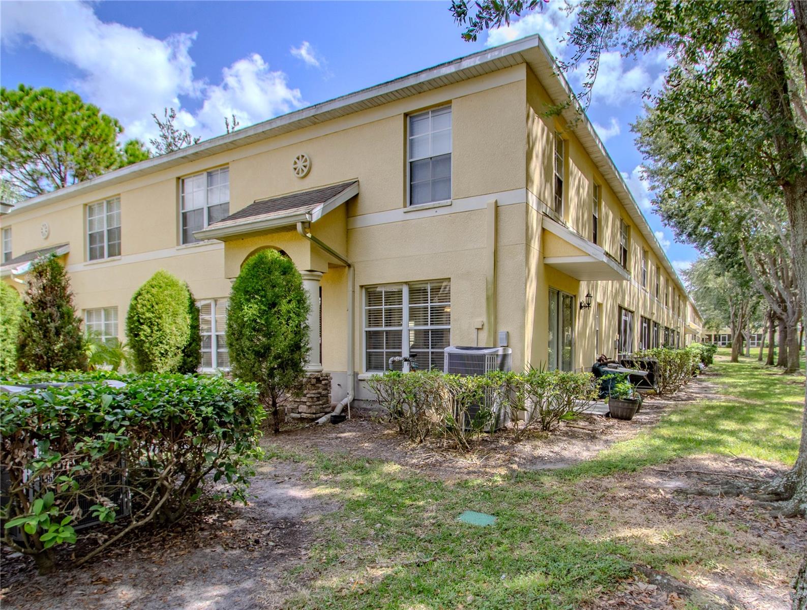 10917 Brickside Court — photo