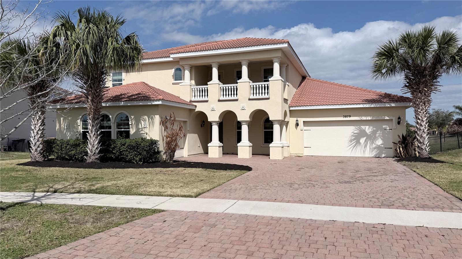 3879 Shoreside Drive — photo
