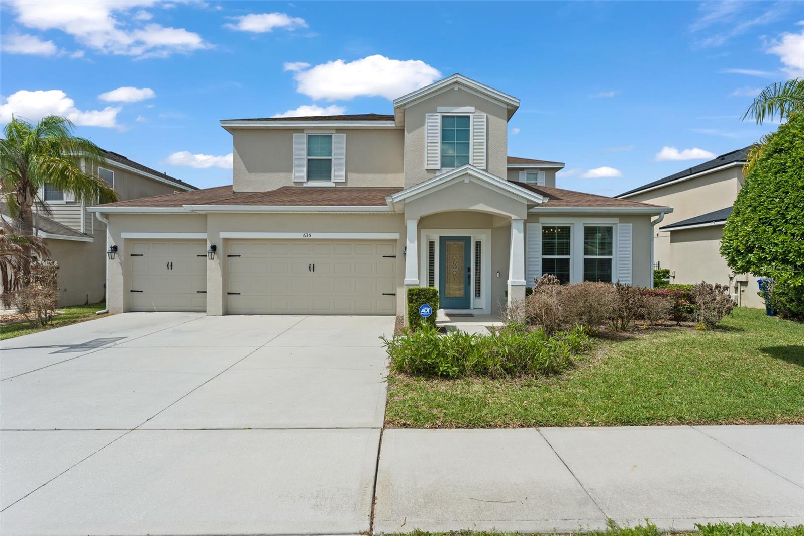 635 Neptune Drive — photo
