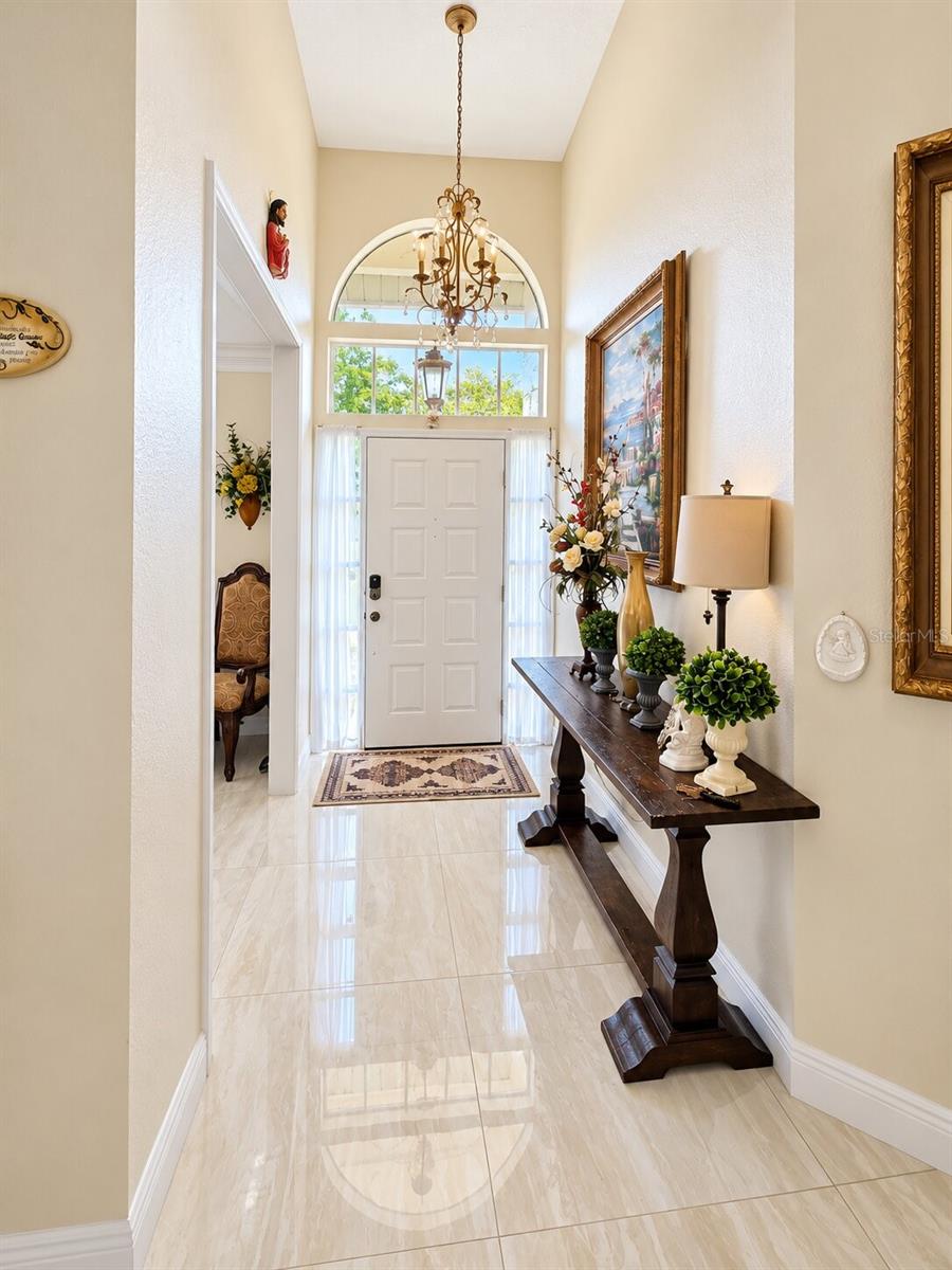 Home in ORLANDO, FL 32825 — photo 2