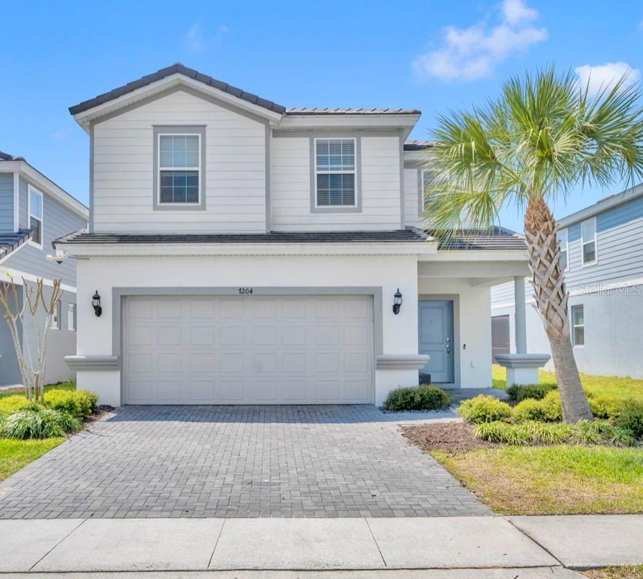 7204 Oakmoss Loop — photo