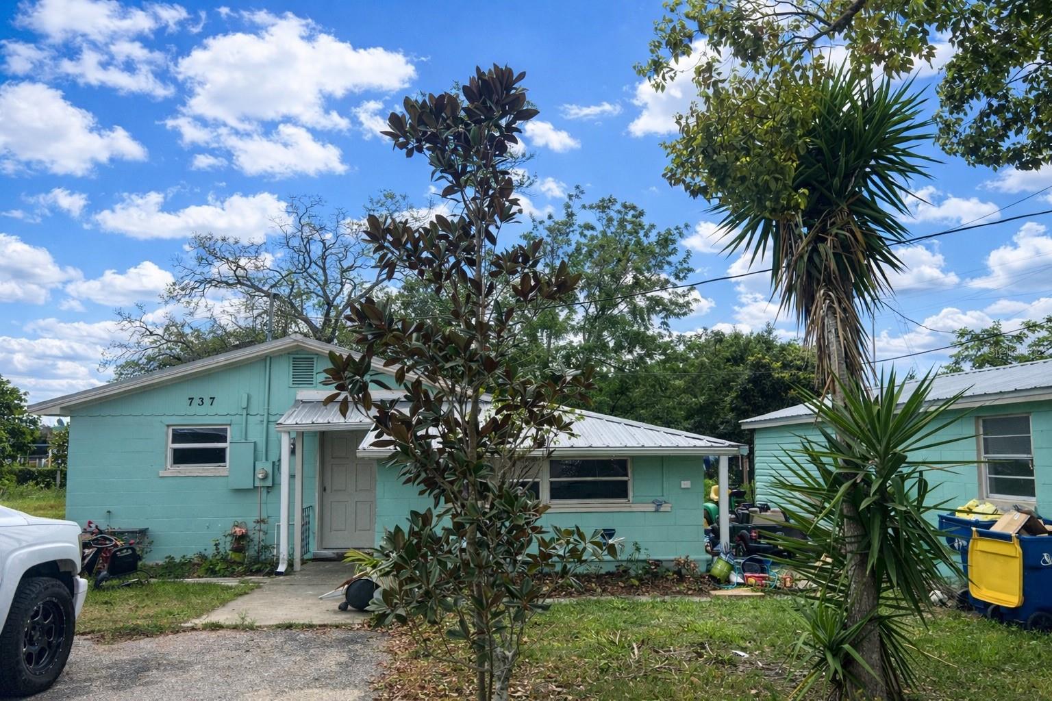 737 Albrook Street — photo