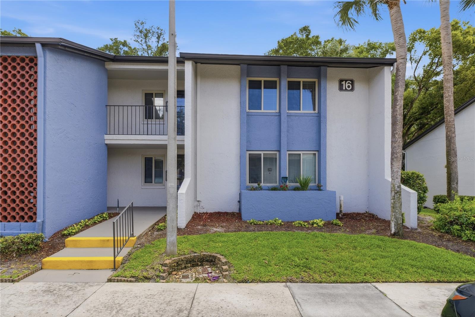 16 Escondido Circle 223 — photo