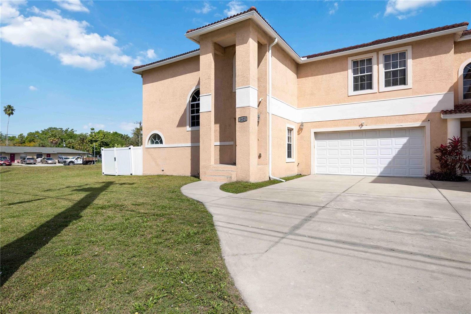1621 Dr Martin Luther King Way — photo