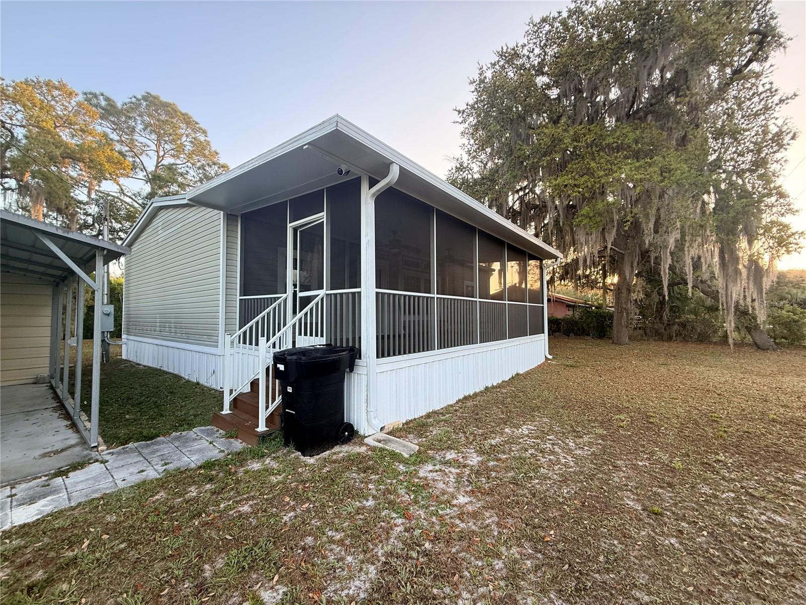 21809 Sunset Drive — photo