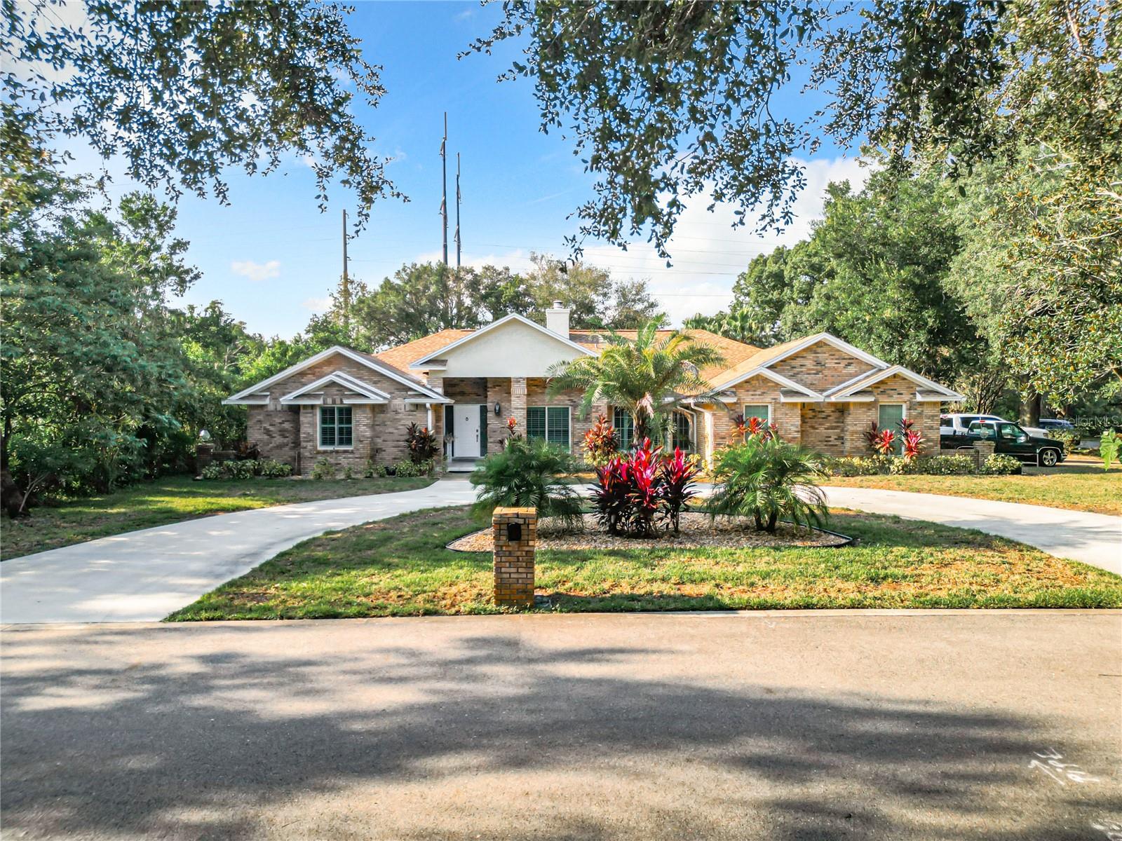 8707 Fernwicke Court — photo
