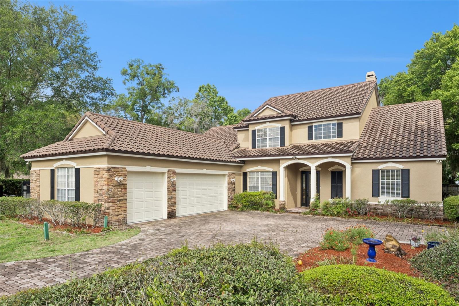 216 Juniper Ridge Court — photo