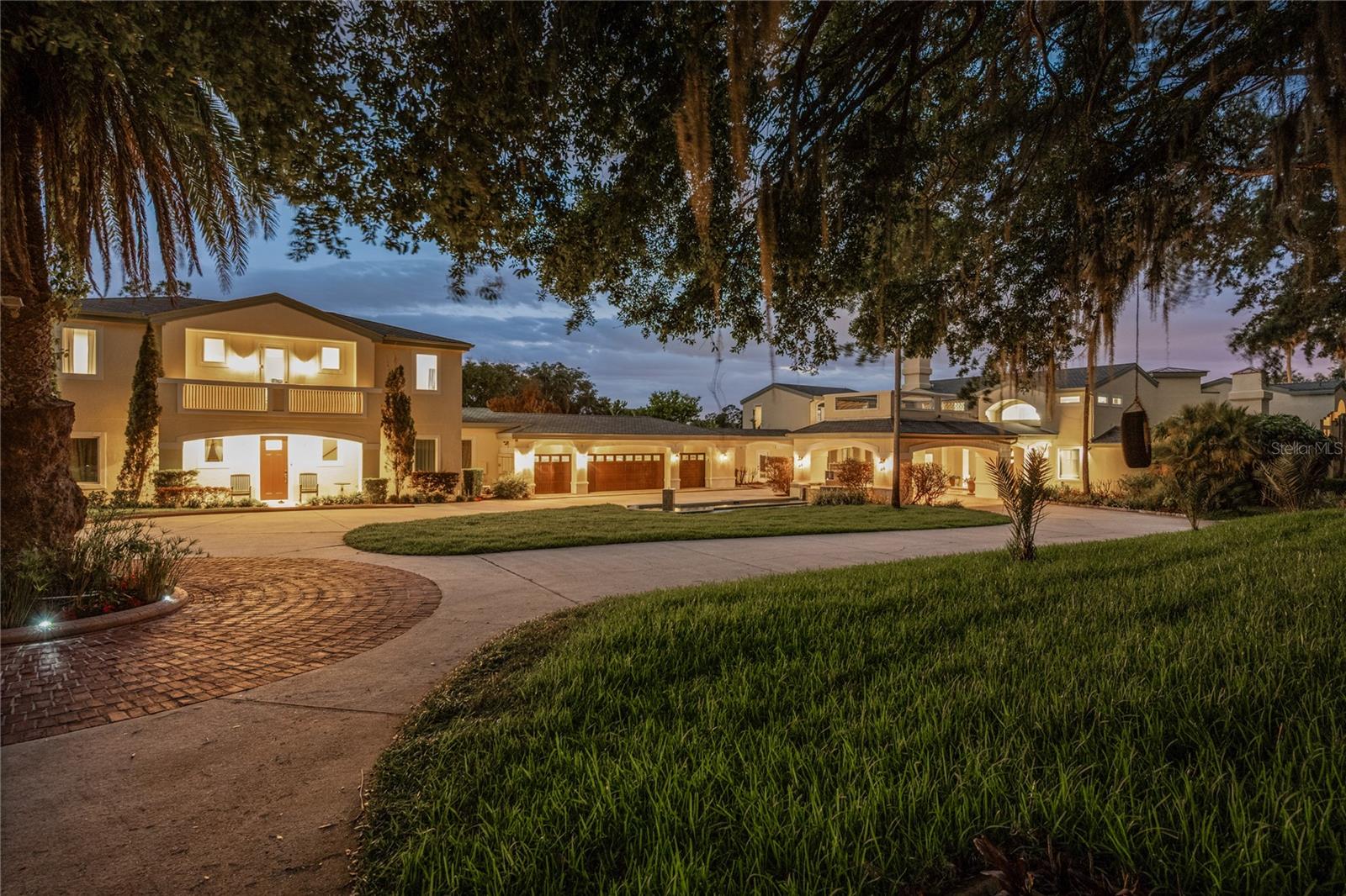 8866 Darlene Drive — photo