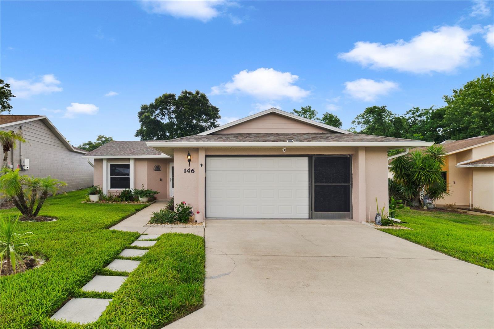 146 Mayfair Court — photo