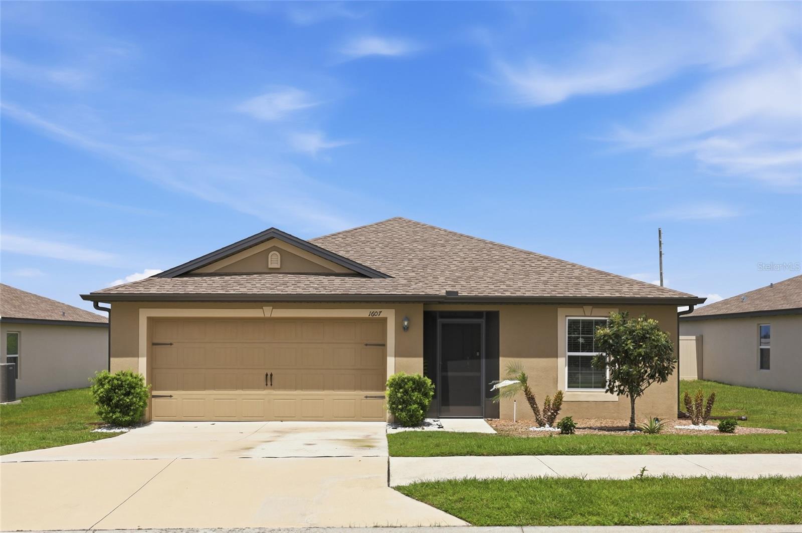 1607 Swan Lake Circle — photo