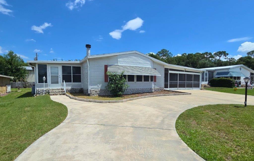 116 Sher Lane — photo