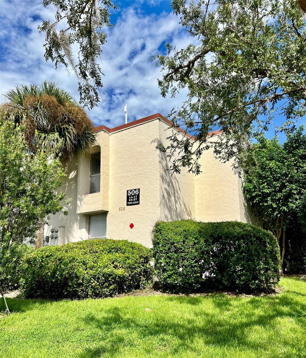 506 Orange Drive 15 — photo