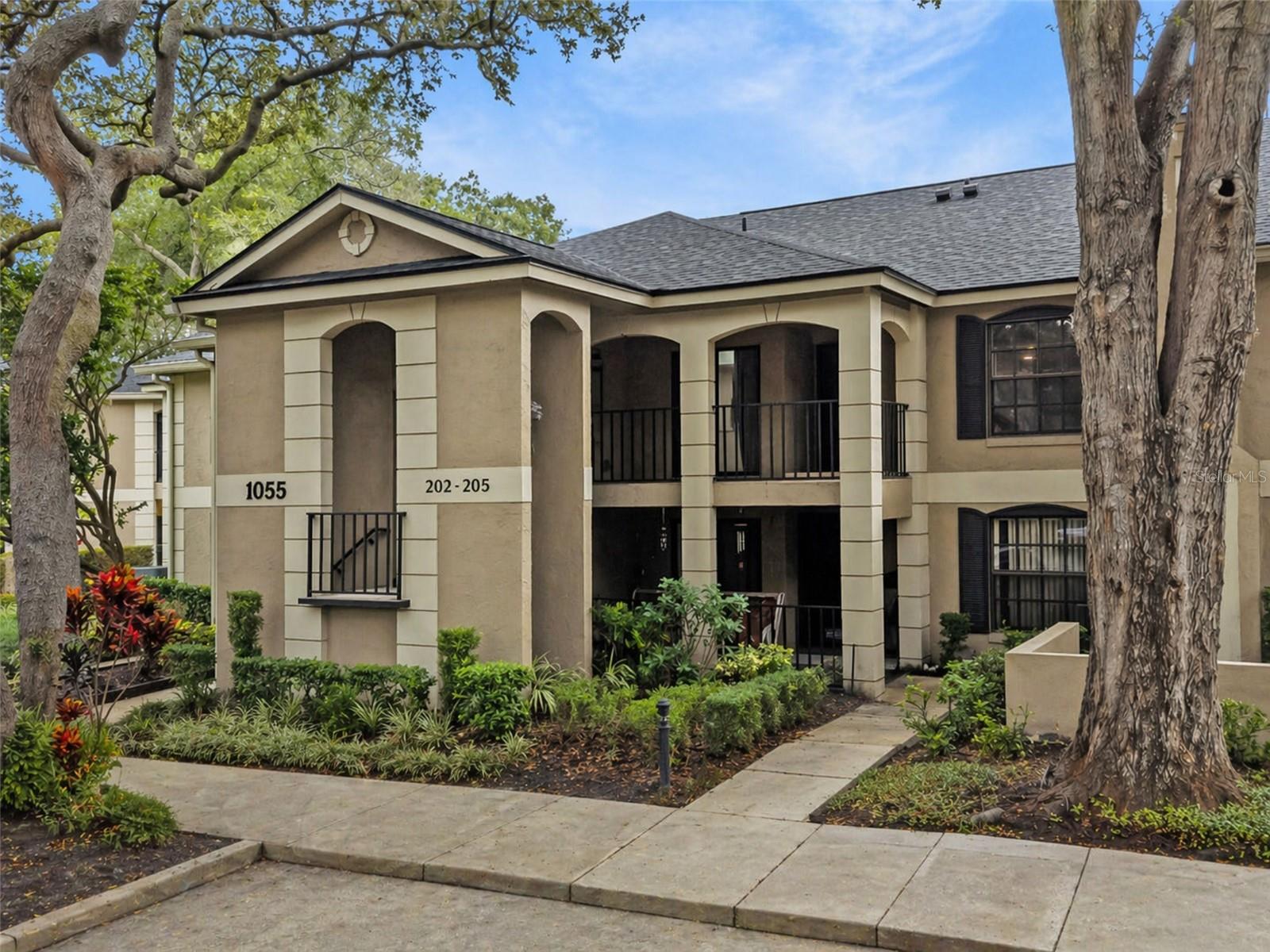 1055 Kensington Park Drive 205 — photo