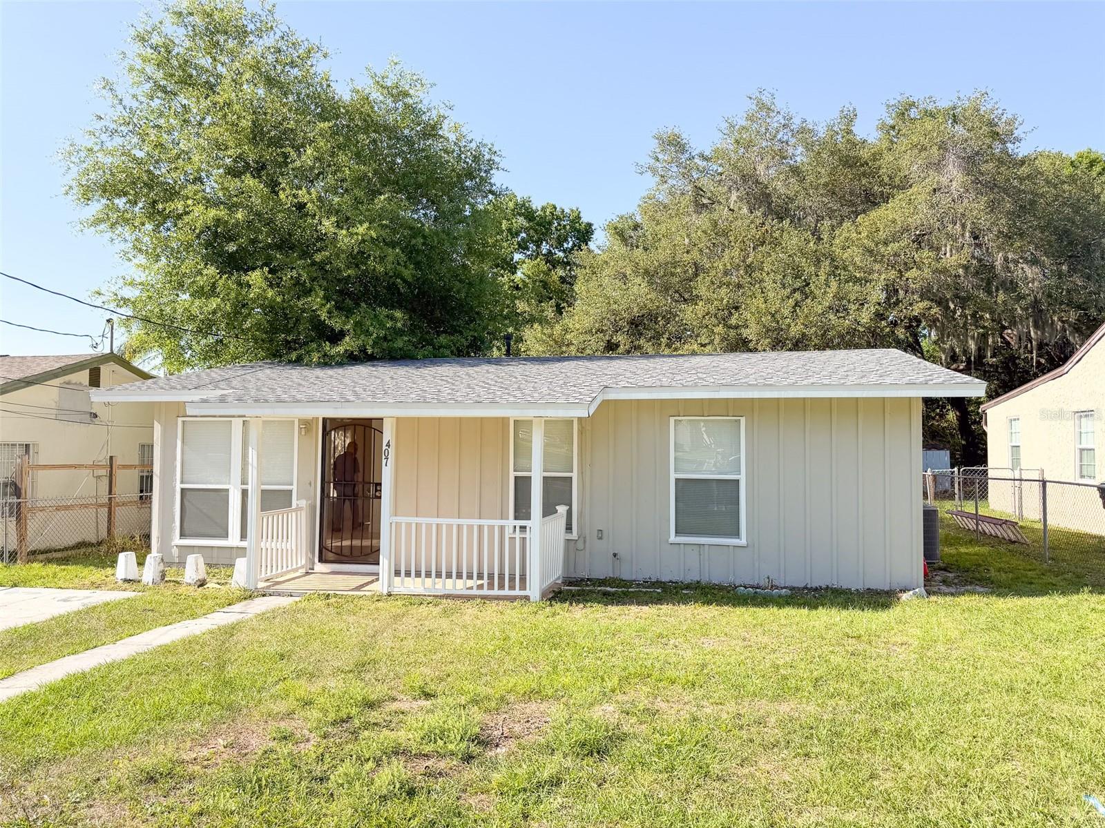407 W Bella Vista Street — photo