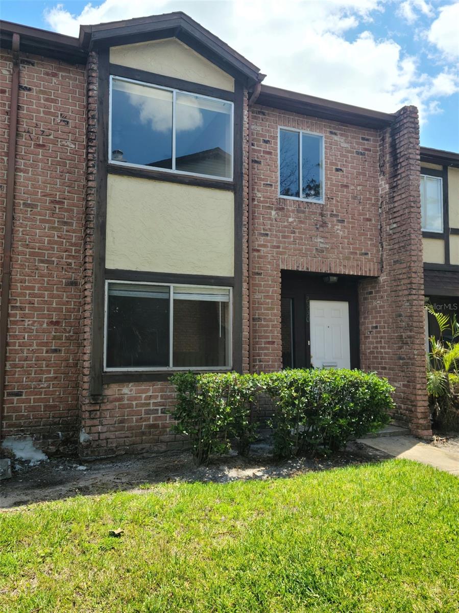 2330 Huntington Green Ct 6 — photo