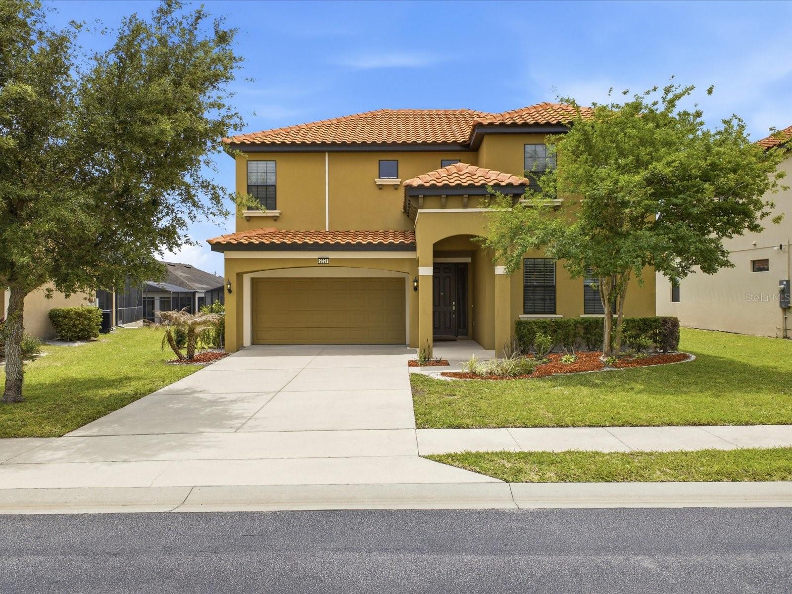 2621 Rosemont Circle — photo
