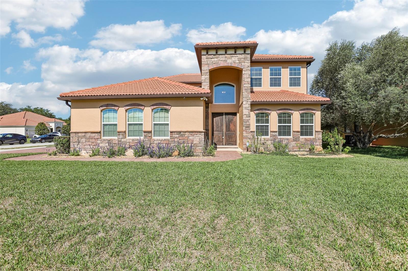 10151 Yonaomi Circle — photo