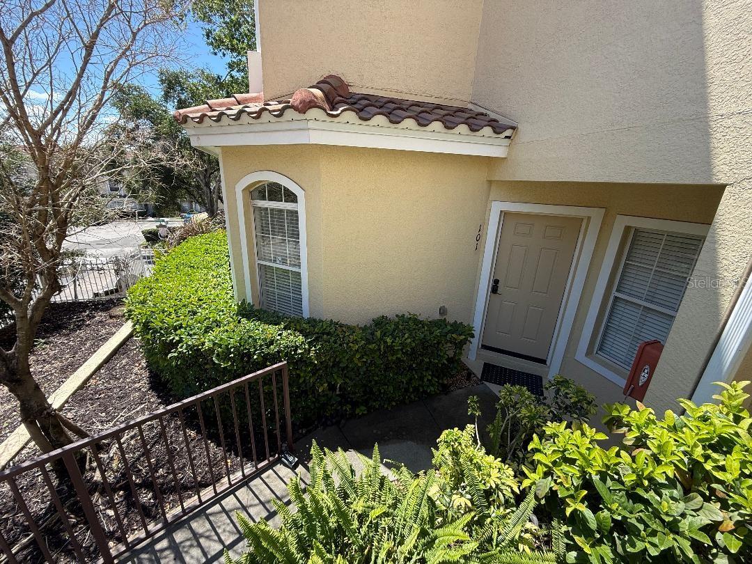 692 Seabrook Court 101 — photo