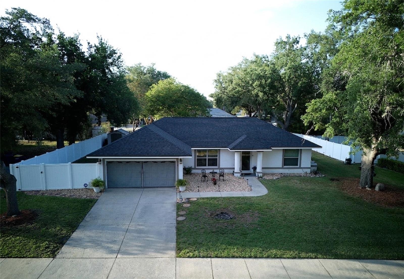 408 Raymond Street — photo