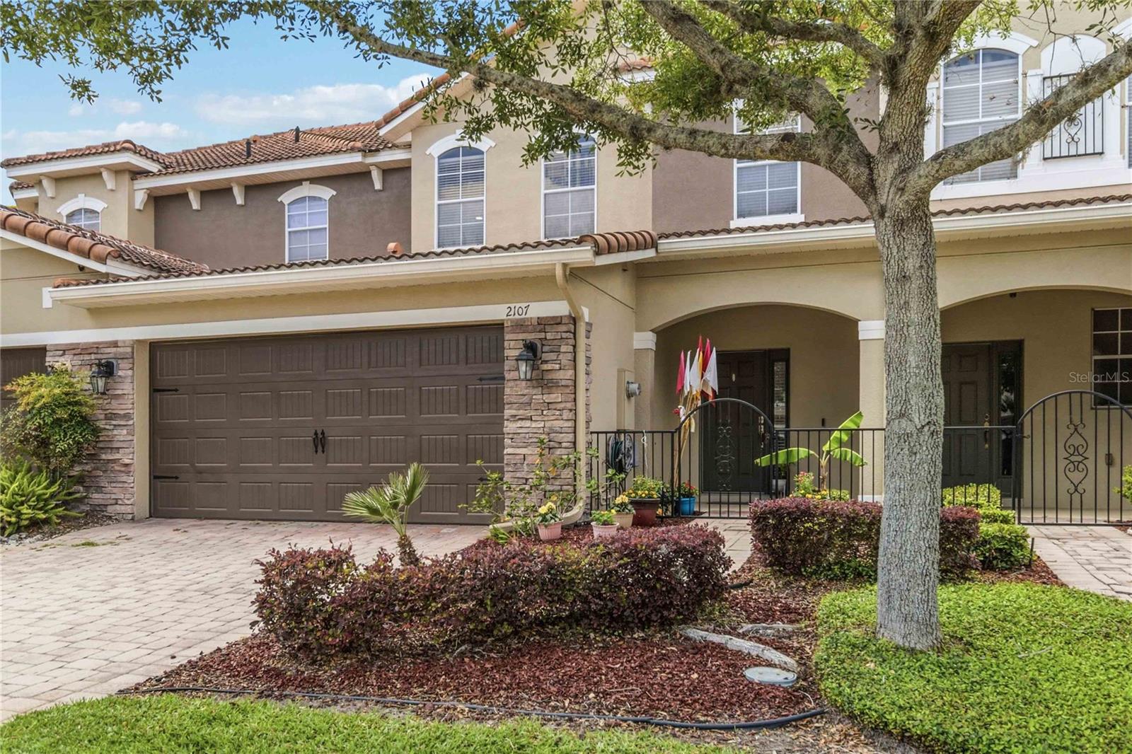 2107 Velvet Leaf Drive — photo