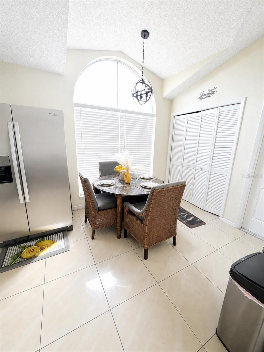 Home in ORLANDO, FL 32818 — photo 3