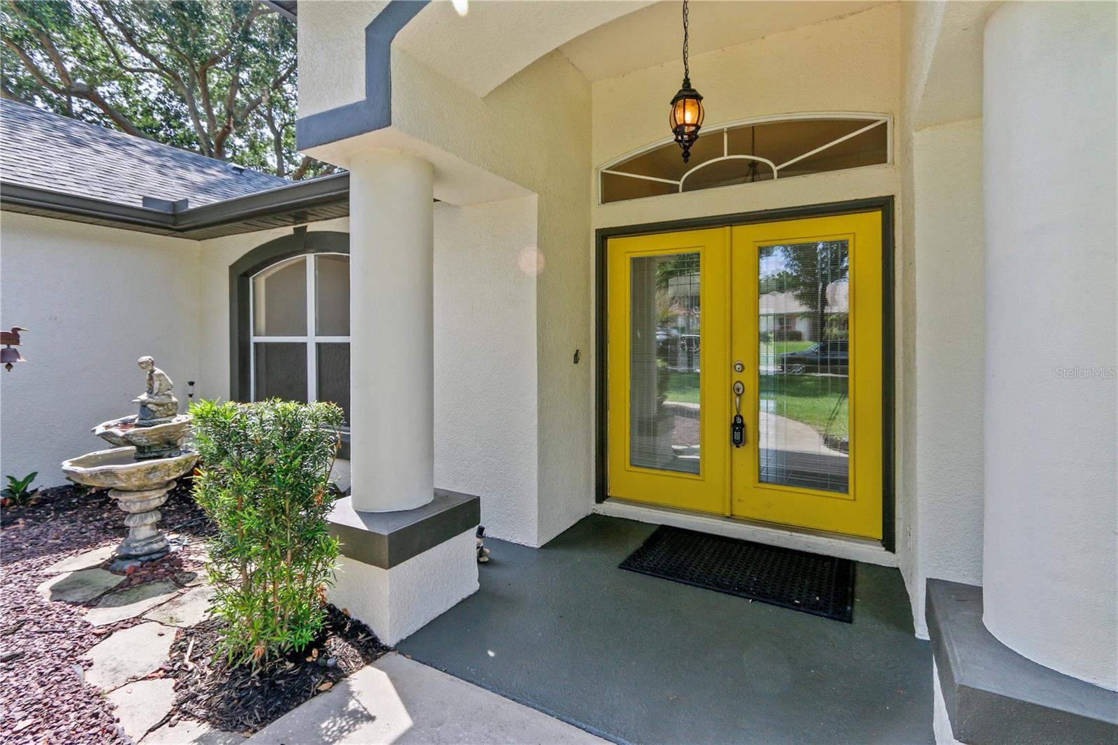 10814 Vineyard Court — photo