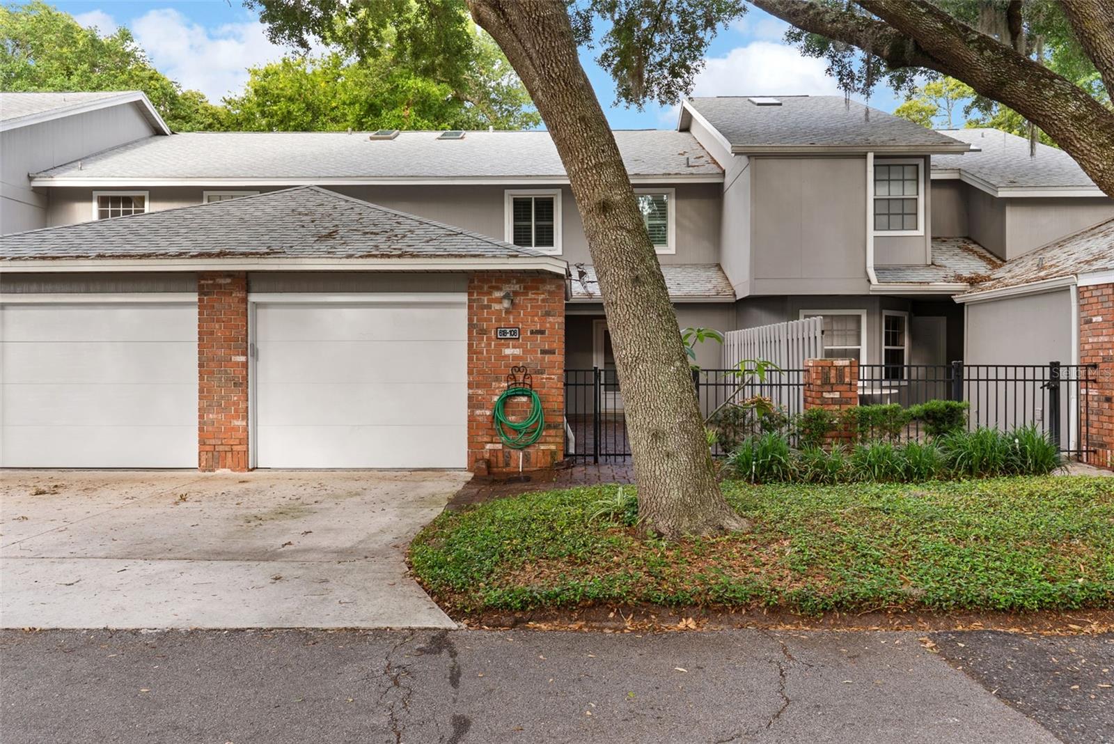 618 Maple Oak Circle 108 — photo