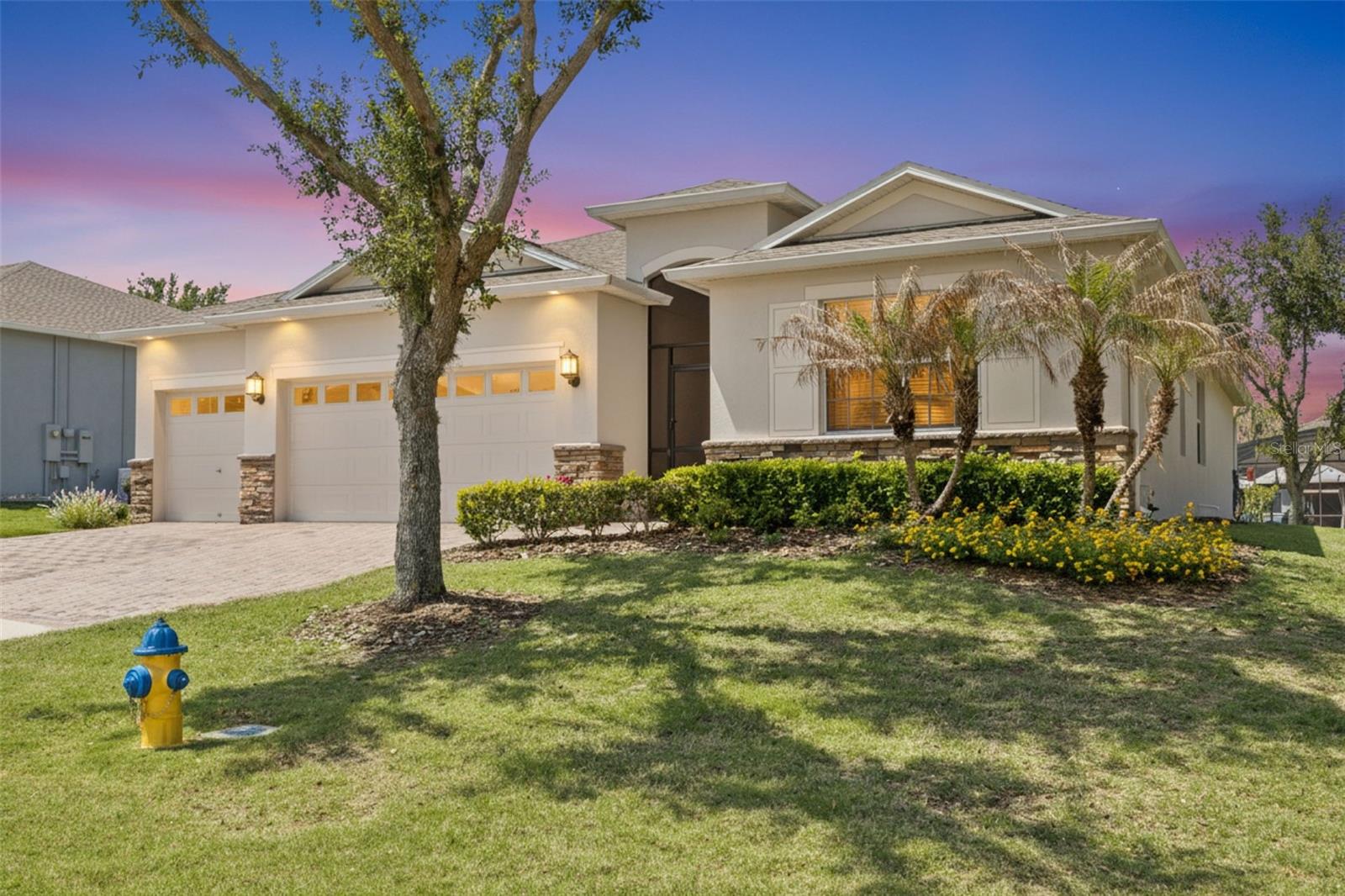 2892 Sandy Cay Street — photo