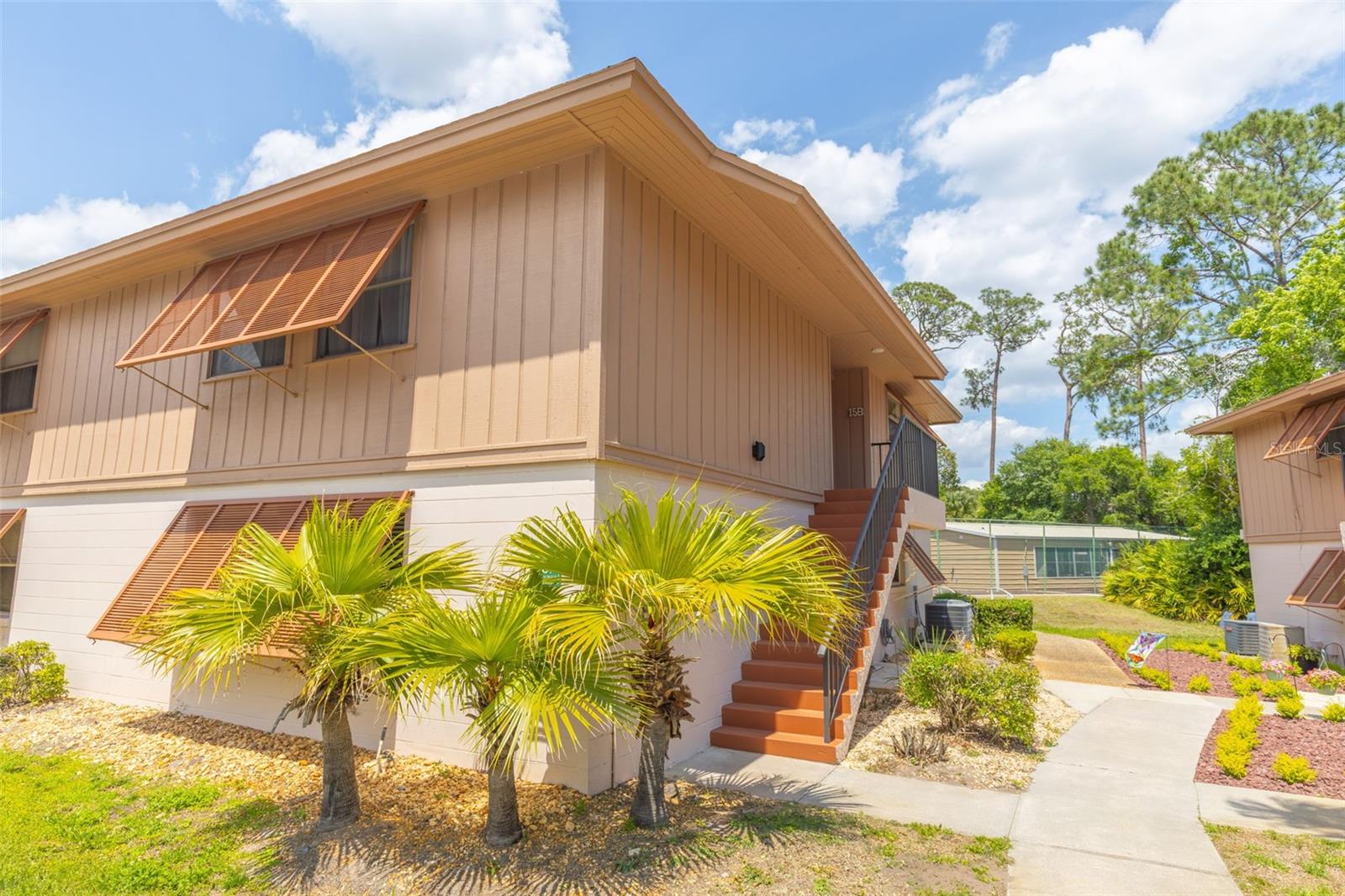 180 Magnolia Woods Court 15B — photo