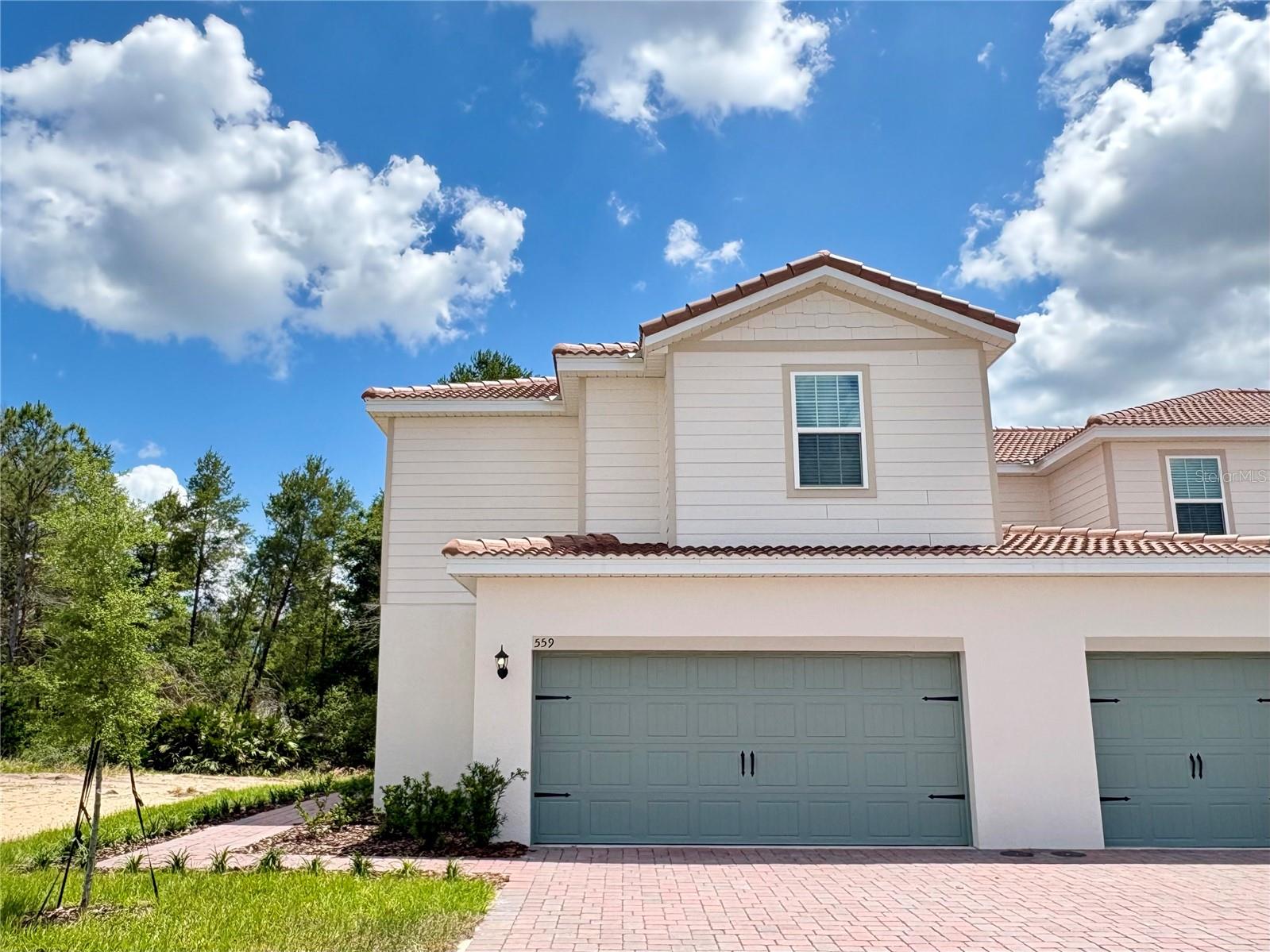 559 Bay Leaf Drive — photo