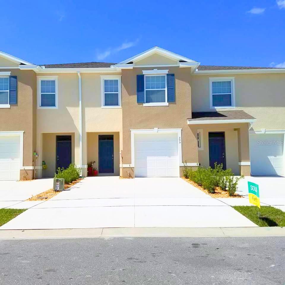 305 Feltrim Reserve Boulevard — photo